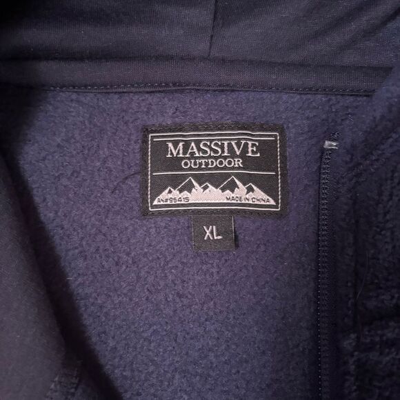 Massive outdoor blue & yellow color block 1/4 zip fleece. Size XL. NWT - Picture 4 of 7